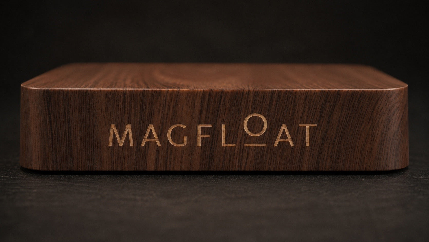 MAGFLOAT Moon